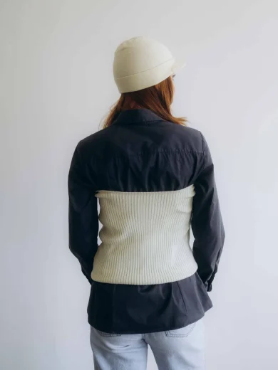 Dámske oblečenie dvojset MAGNHILD krémovo-vanilkový – zadný pohľad.