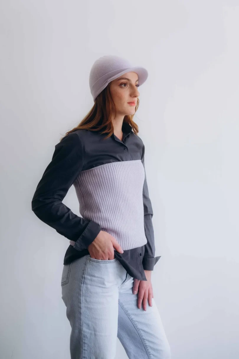 Dámske oblečenie dvojset MAGNHILD bledofialový orgovánový – bočný pohľad.