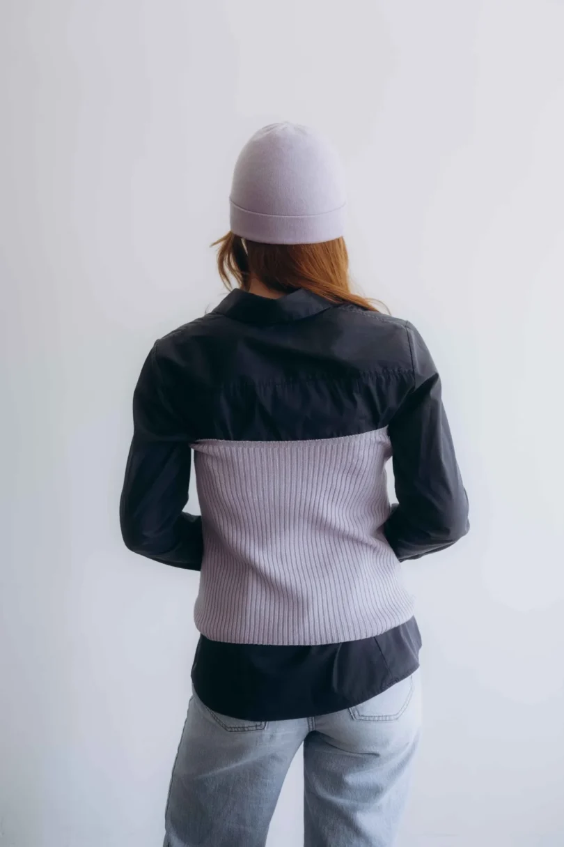 Dámske oblečenie dvojset MAGNHILD bledofialový orgovánový – zadný pohľad.