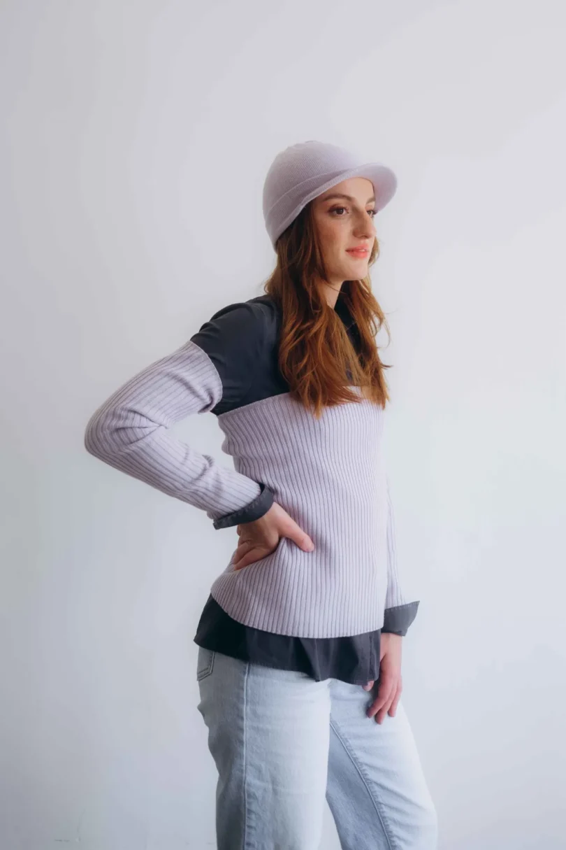 Dámske oblečenie trojset GUNVAR bledofialový orgovánový – bočný pohľad na elegantný pletený set TATTJA.