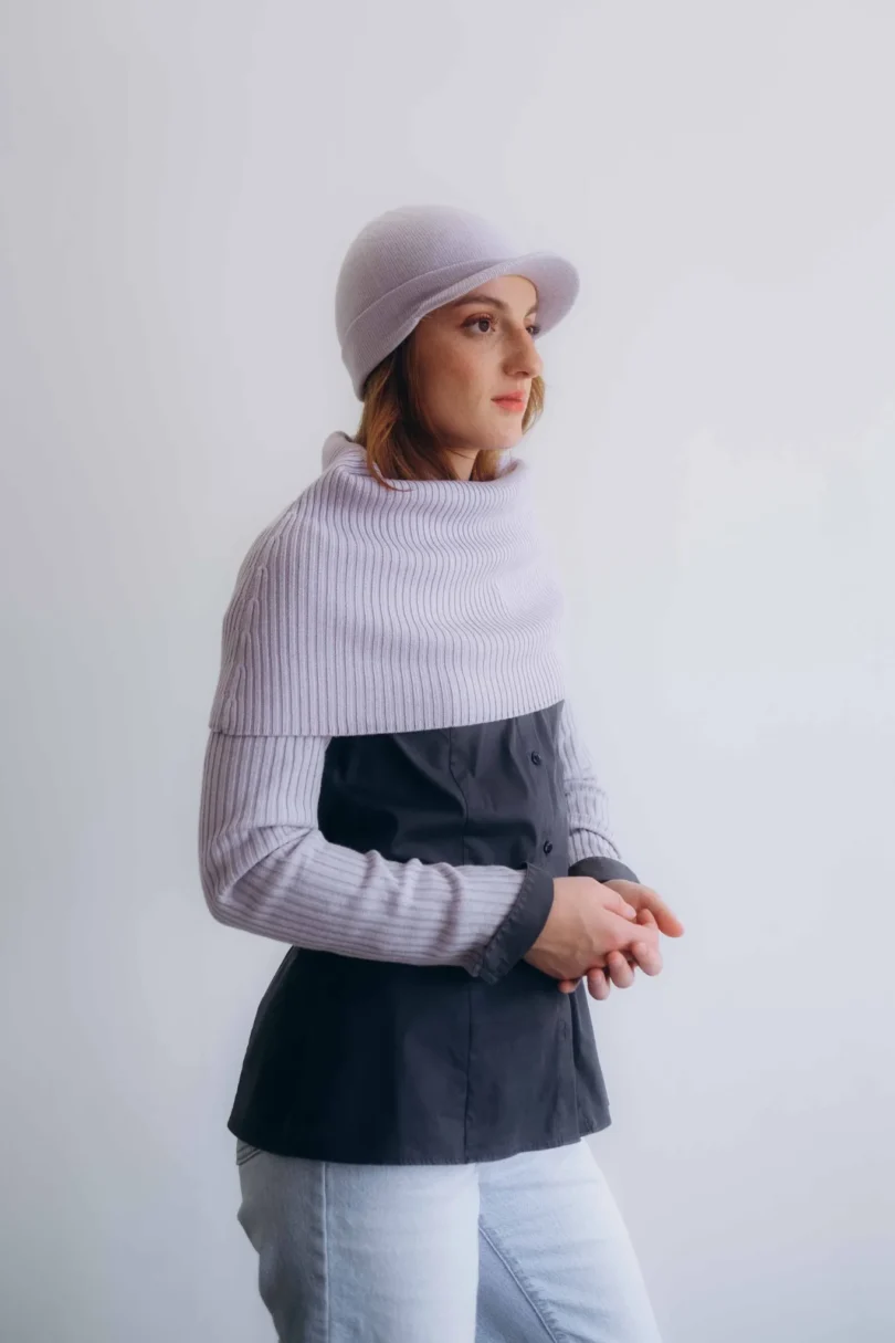 Dámske oblečenie trojset MIMIR bledofialový orgovánový – elegantný pletený set z profilu v pastelovom tóne.