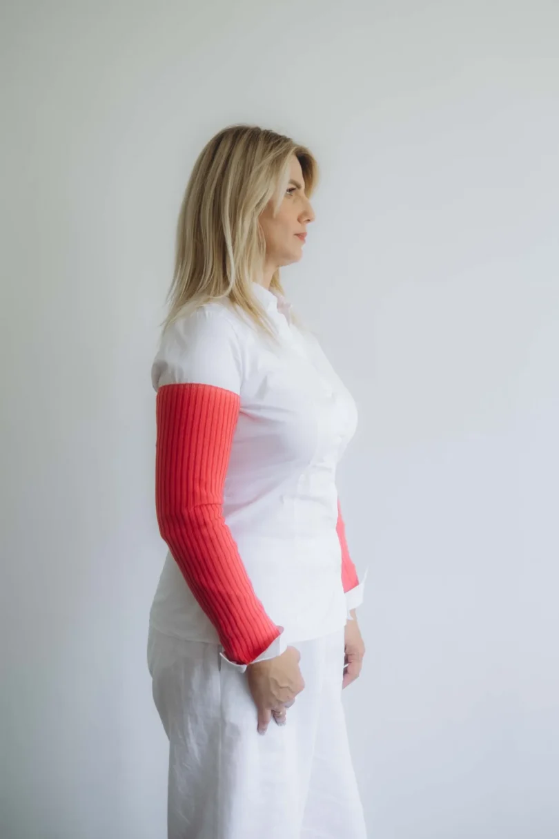 Dámske oblečenie rukávniky KATJA červeno-oranžové lososové – bočný pohľad.