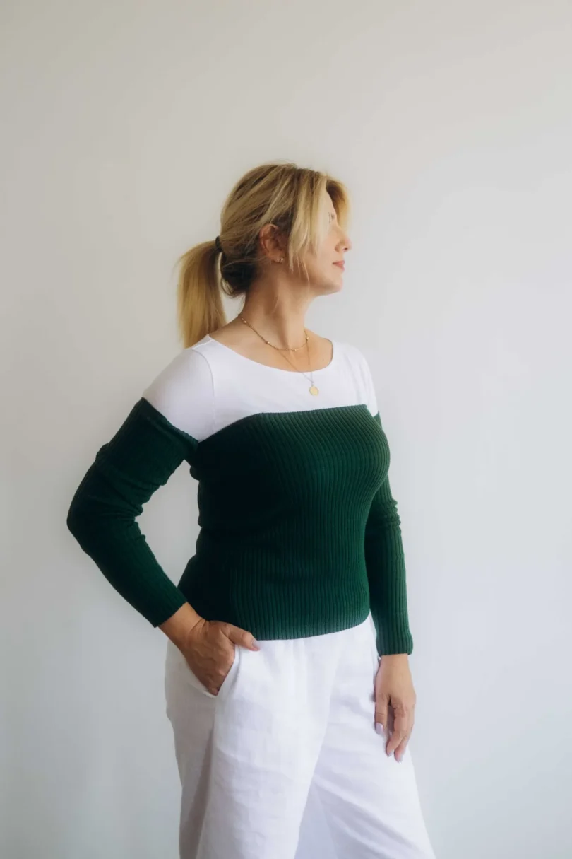 Dámske oblečenie dvojset SIGHRITH tmavozelený – bočný pohľad