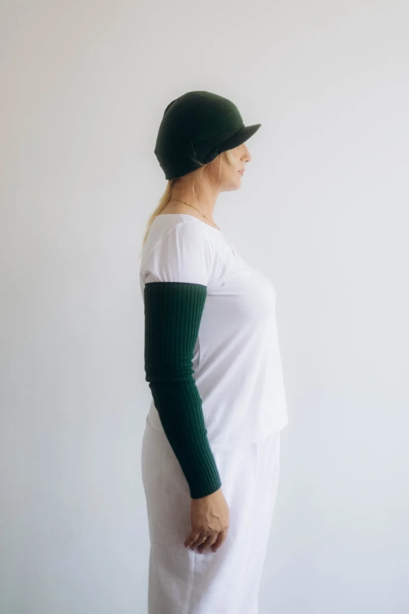 Dámske oblečenie dvojset RAGBBORG tmavozelený – bočný pohľad.