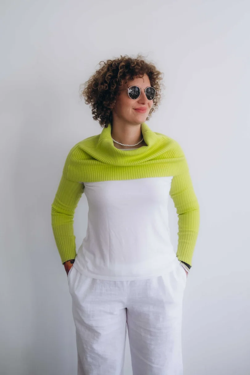 Dámske oblečenie dvojset RIGMOR fosforovo-limetkový – pohľad spredu