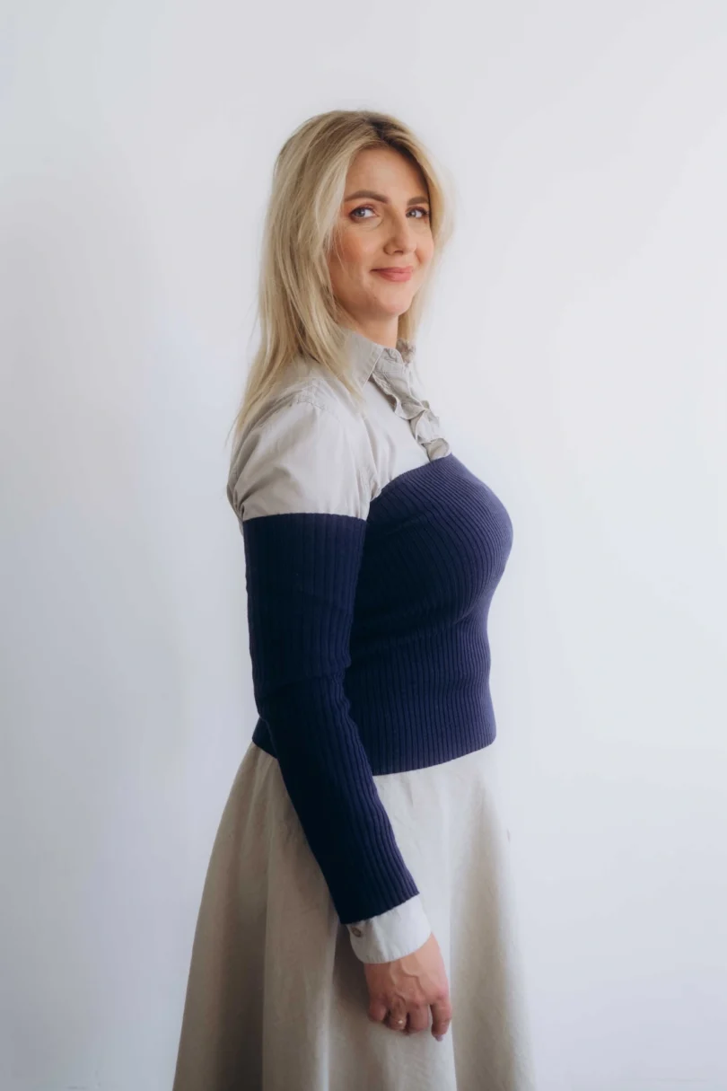 Dámske oblečenie dvojset SIGHRITH tmavomodrý – bočný pohľad