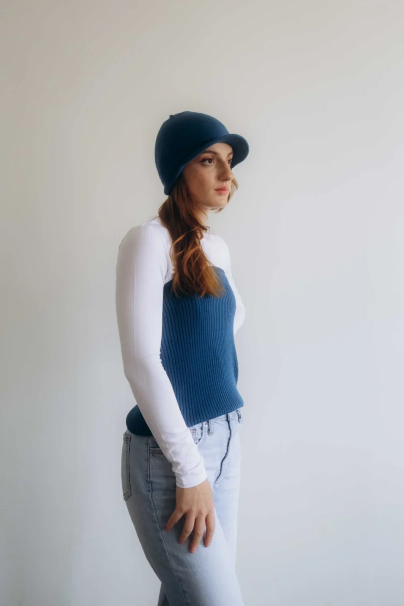 Dámske oblečenie dvojset MAGNHILD tmavotyrkysový – bočný pohľad.