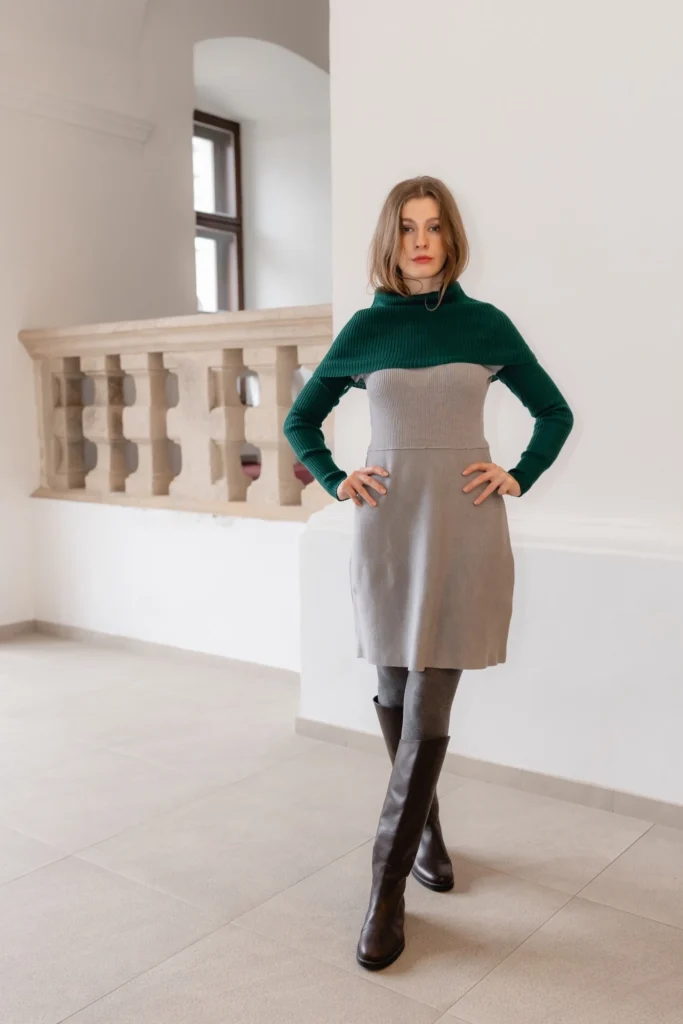 Grey dress styled with green knit neck warmer and arm warmers – outfit transformation with knit accessories